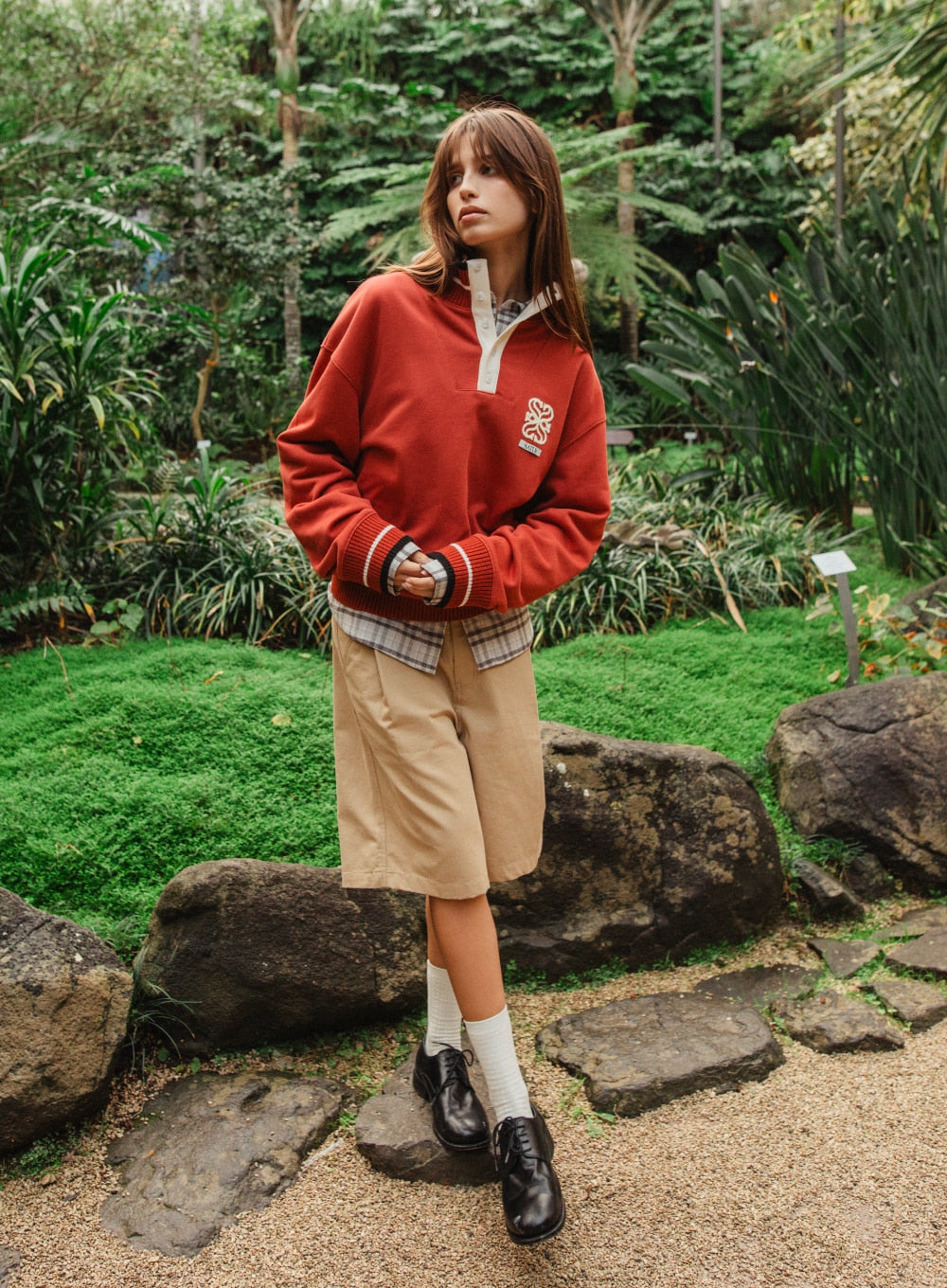 [SATUR] Rib Point Open Collar Sweatshirt - Red