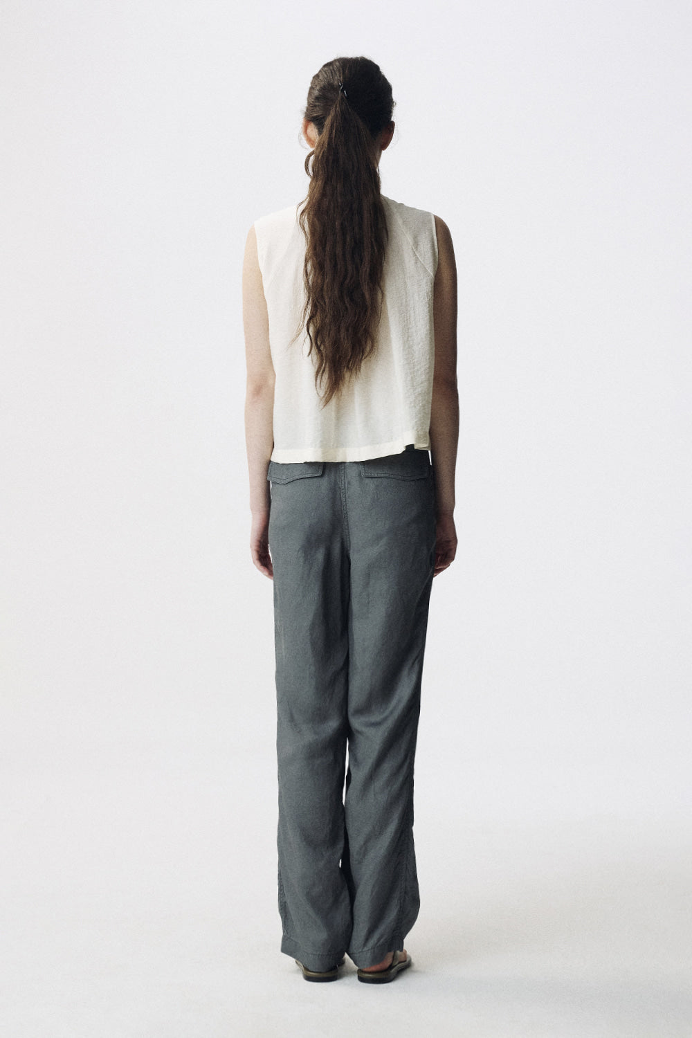 Nothing Written Mona sleeveless blouse (Light vanilla)