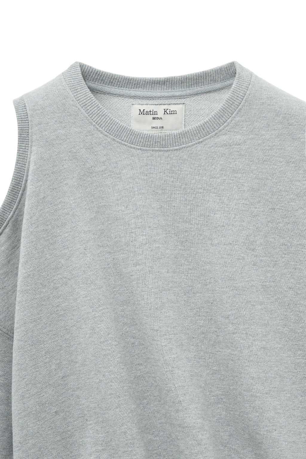 [matinkim] SHOULDER HOLE SWEATSHIRT IN GREY