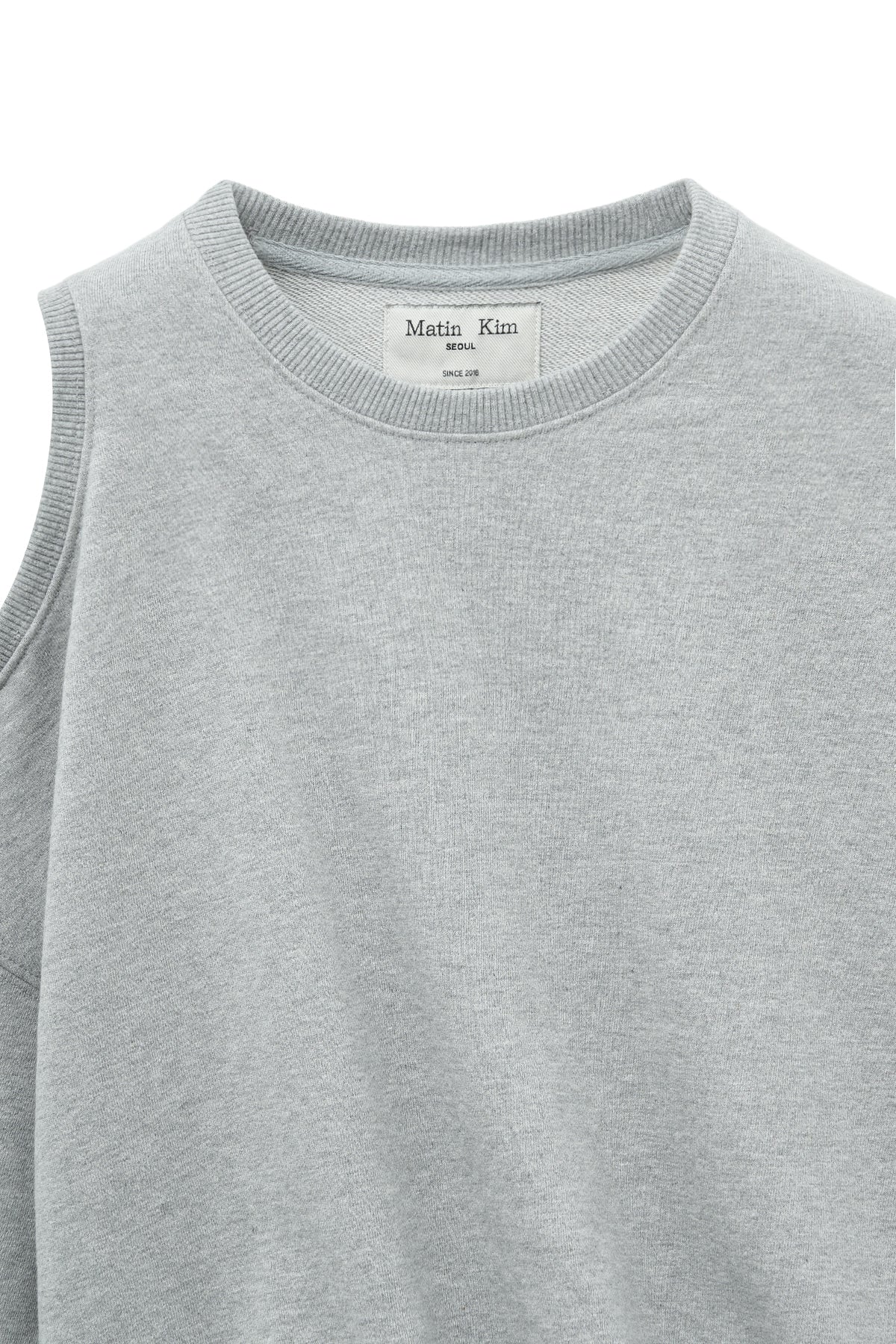 [matinkim] SHOULDER HOLE SWEATSHIRT IN GREY