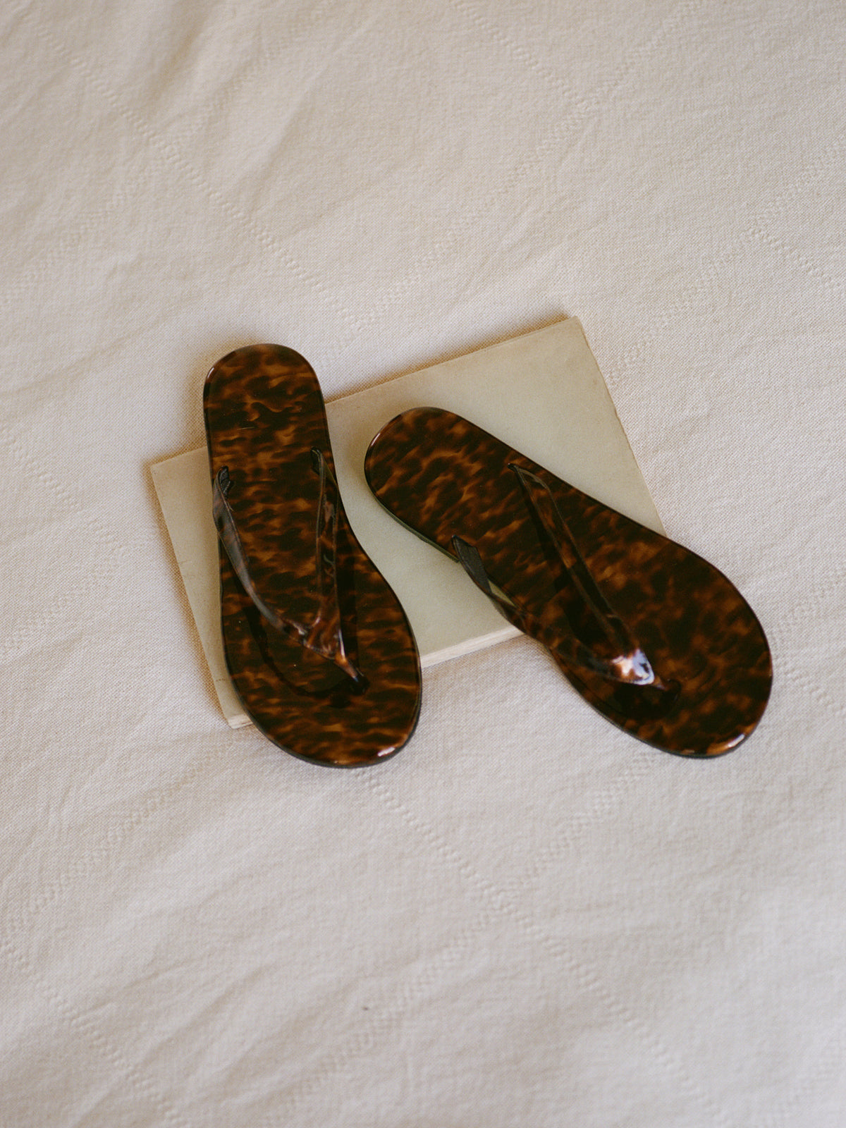 Nothing Written Glossy leather sandals (Leopard)