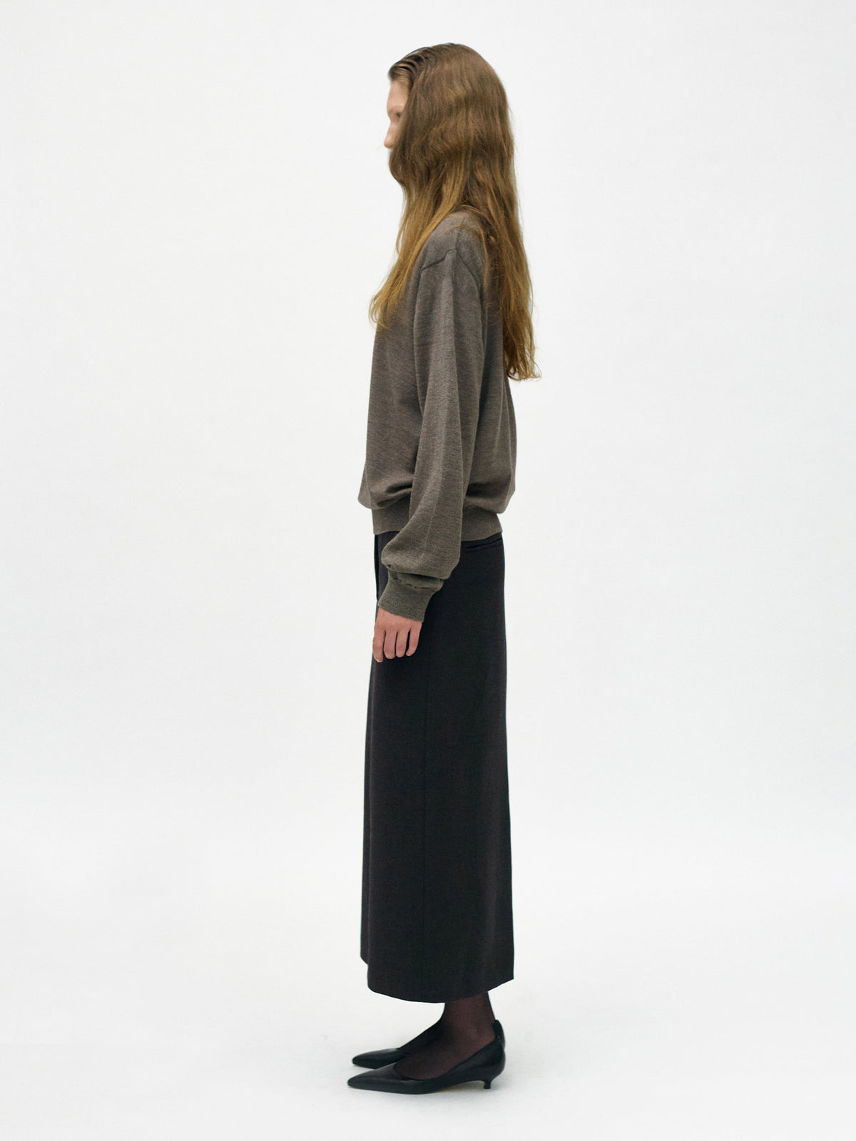 Nothing Written Charlotte v-neck pullover (Mocha gray) (Pre-order, ships from Nov 13)