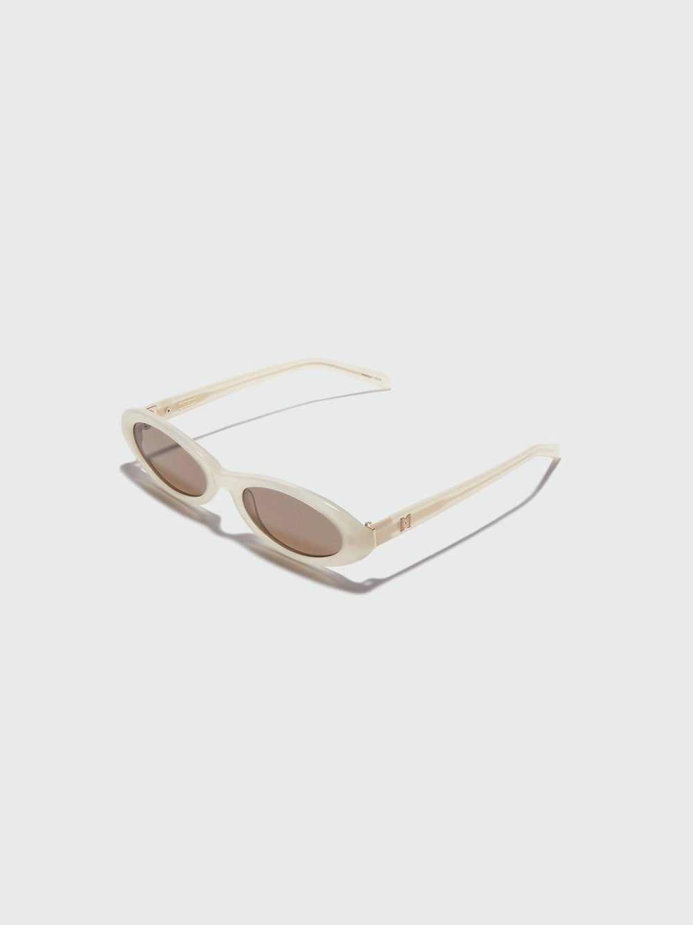 EENK Yvonne Oval Sunglasses - Cream