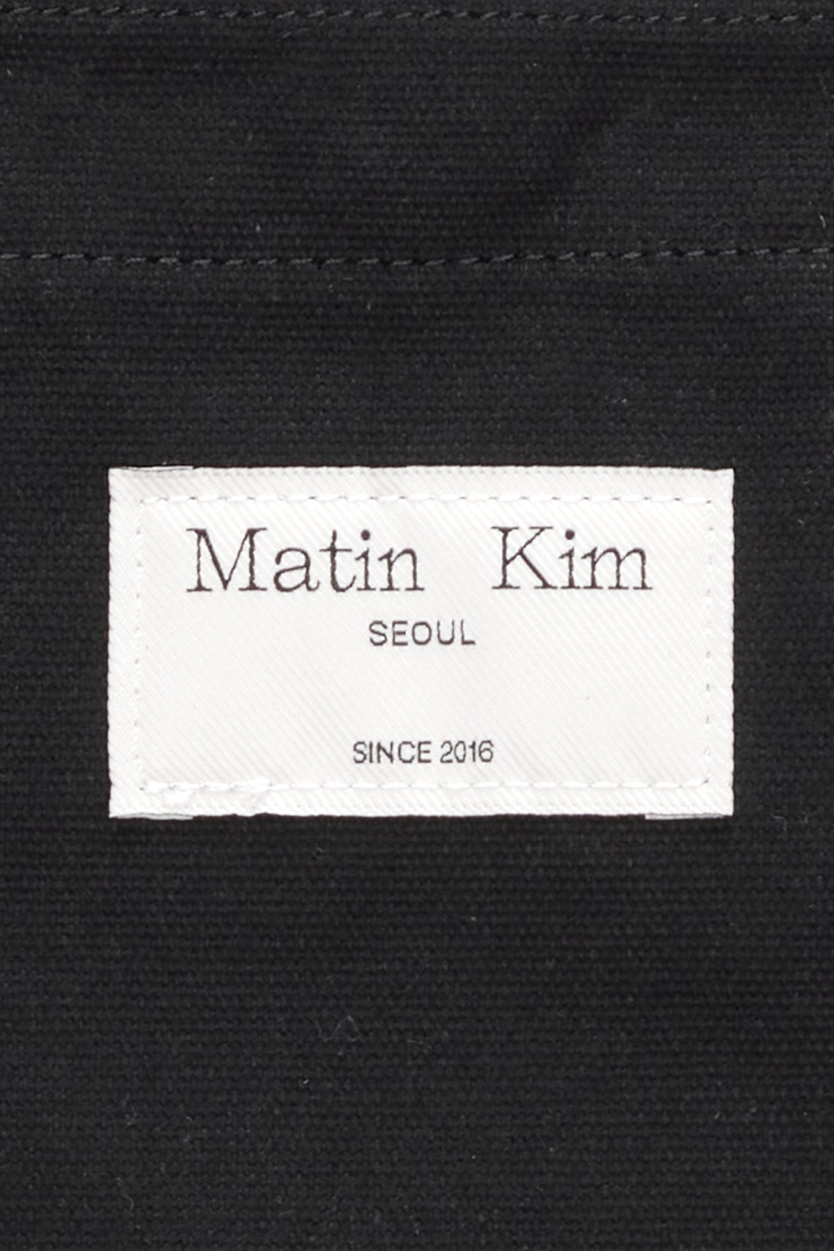 [matinkim] MATIN MESSENGER ECOBAG IN BLACK