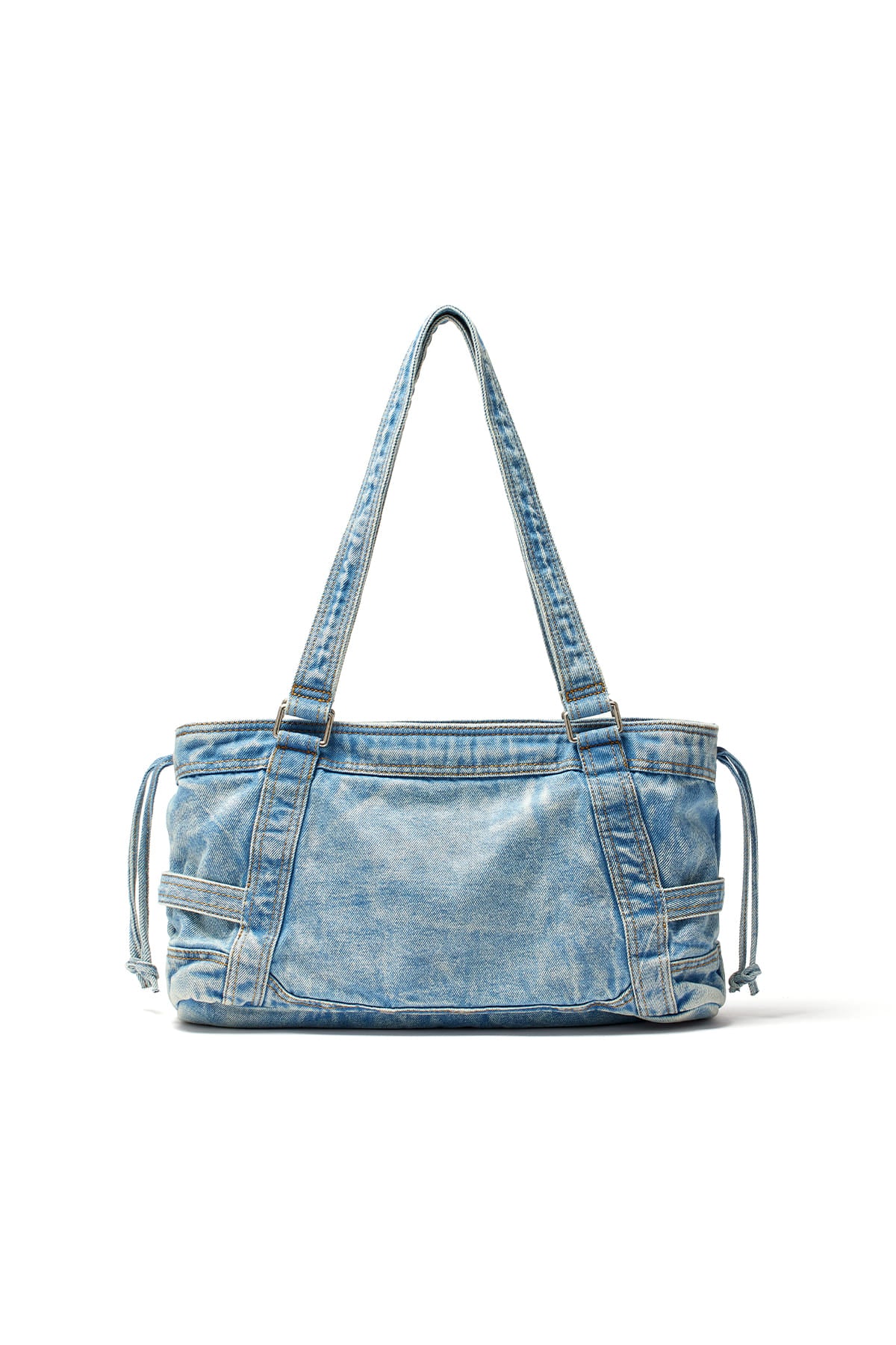 [matinkim] MATIN WASHED DENIM SQUARE BAG IN LIGHT BLUE