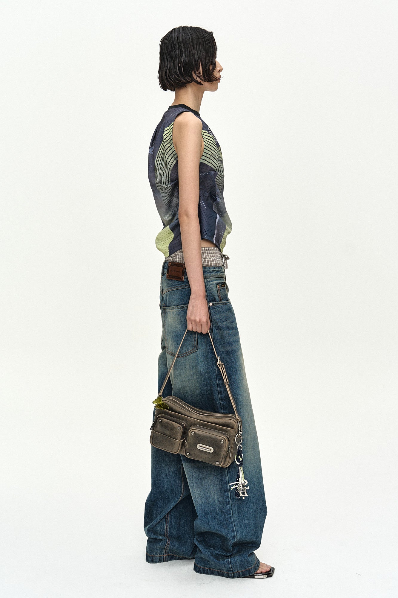 Andersson Bell Racing Reworked Sleeveless