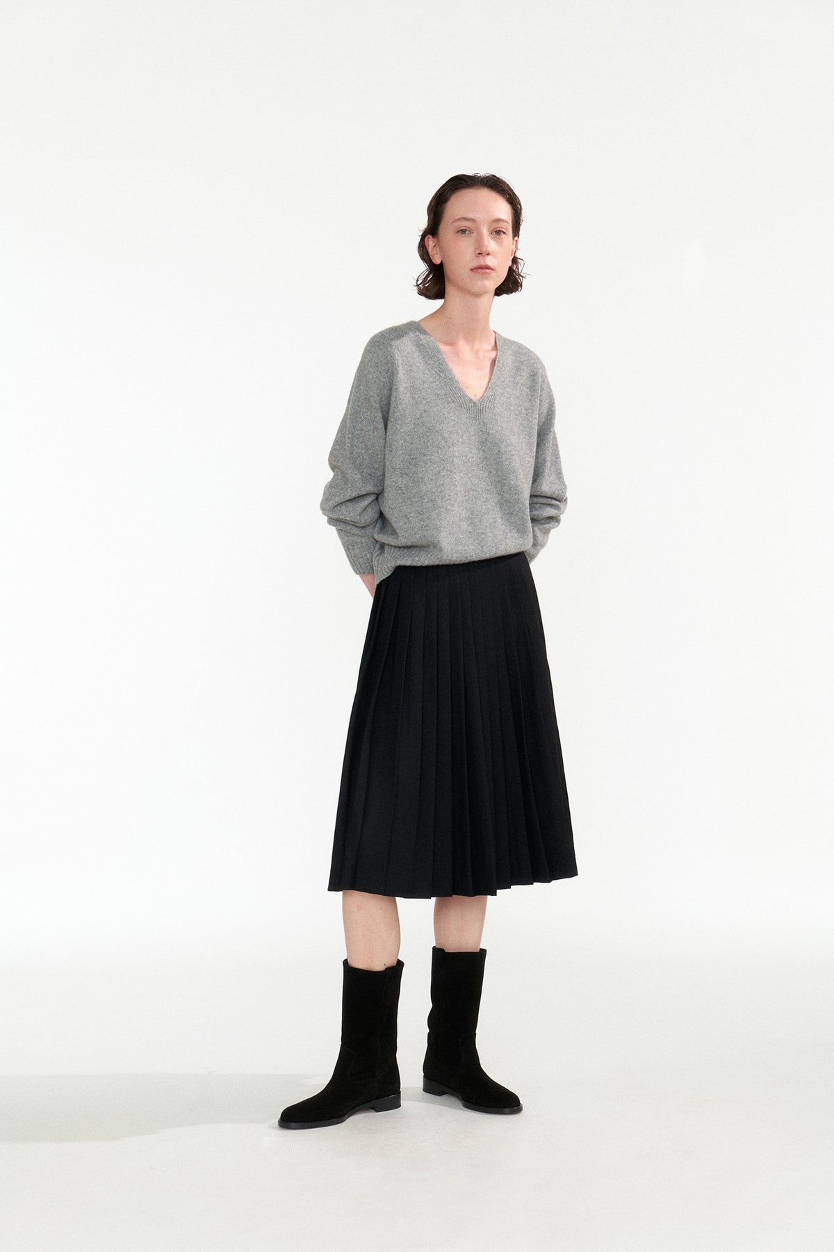 Nothing Written Erin wool v-neck pullover (Gray)