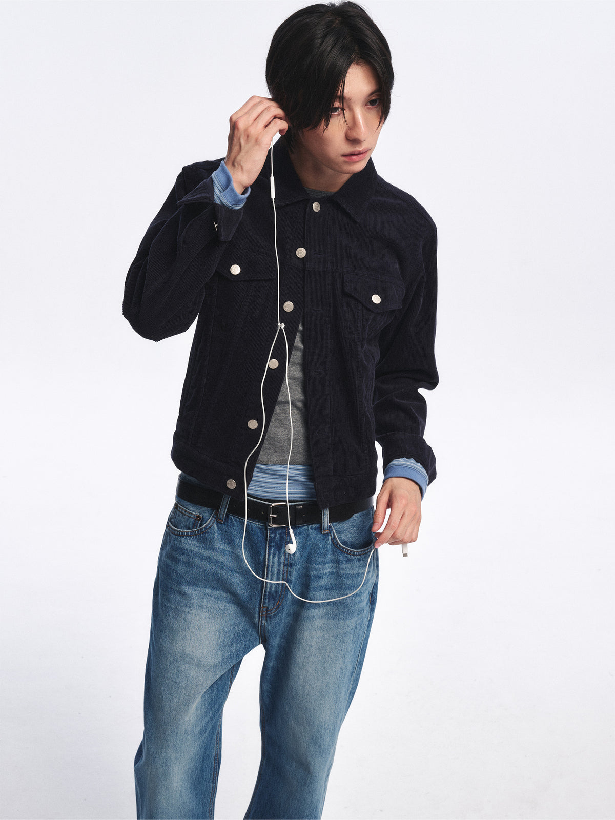 Low Classic Corduroy Trucker Jacket Navy