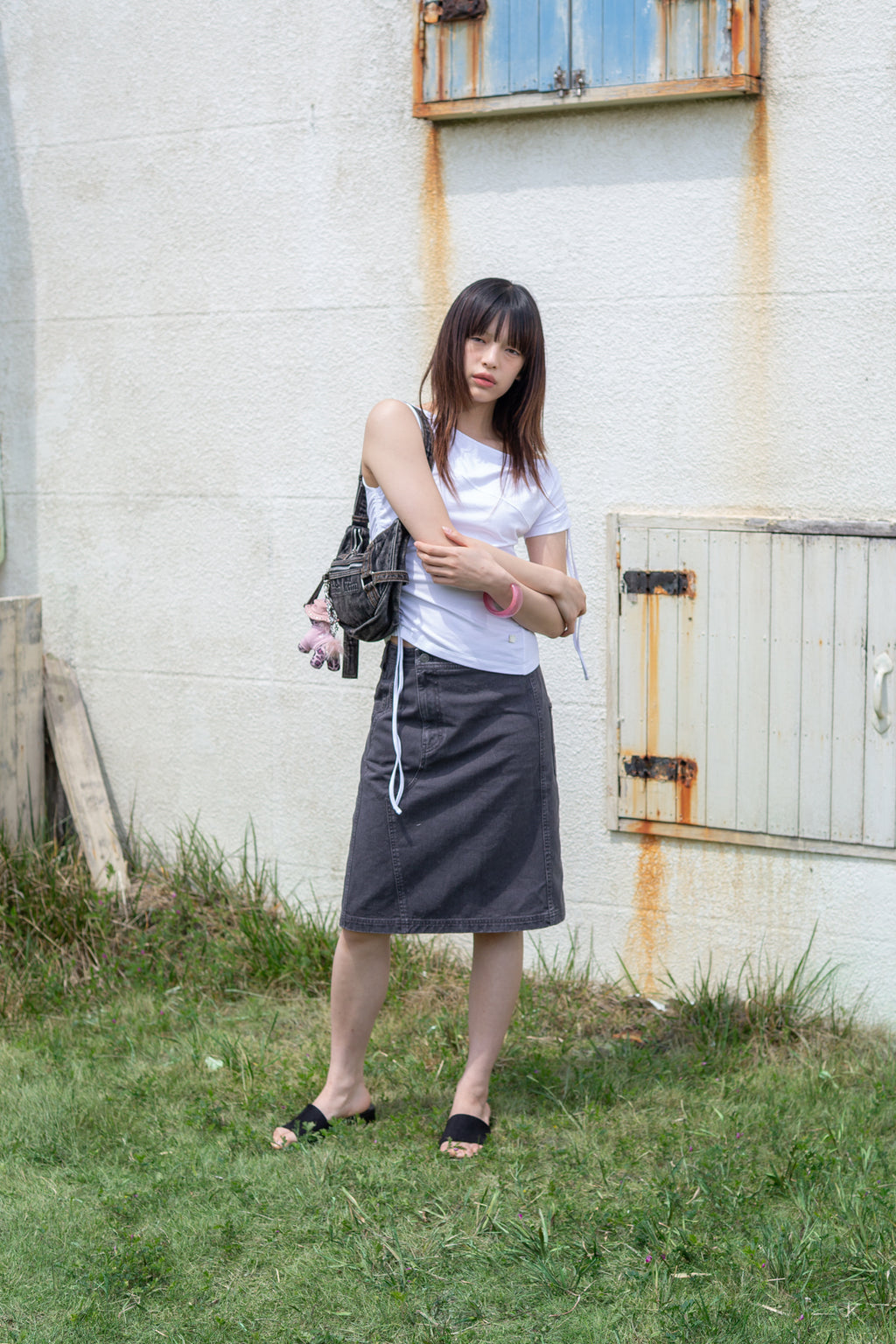 [matinkim] STRING OFF SHOULDER SLIM TOP IN WHITE