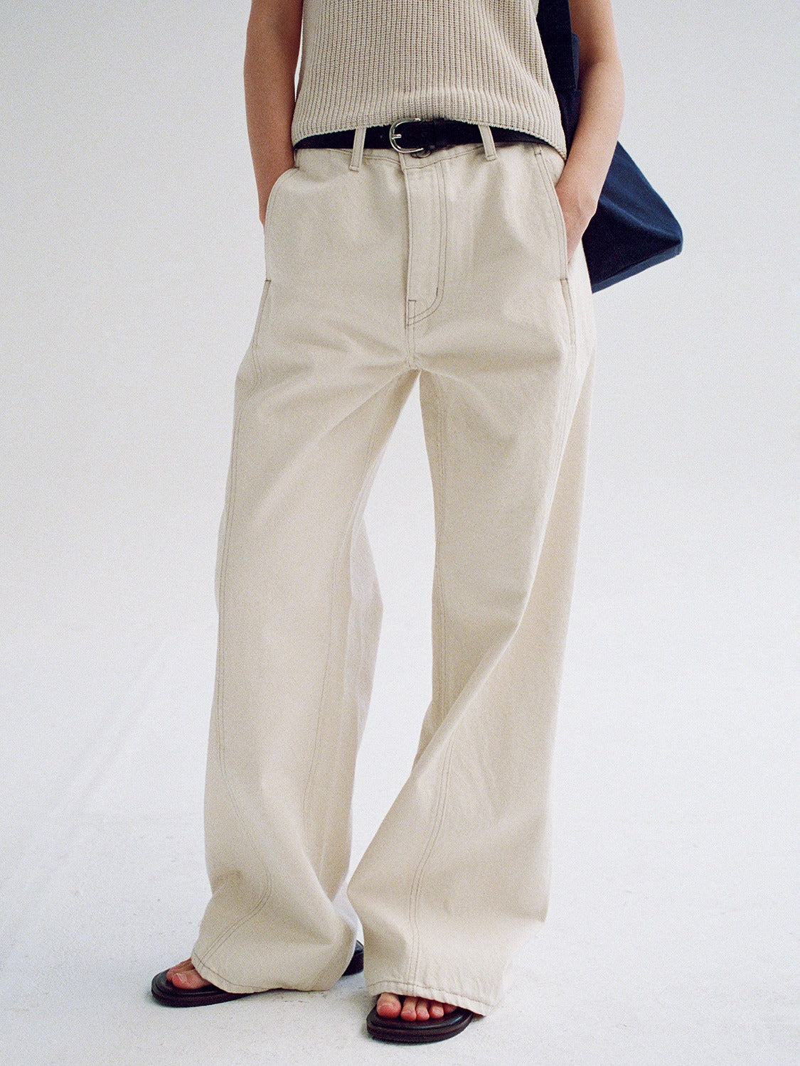 Facade Pattern Curved Denim ecru