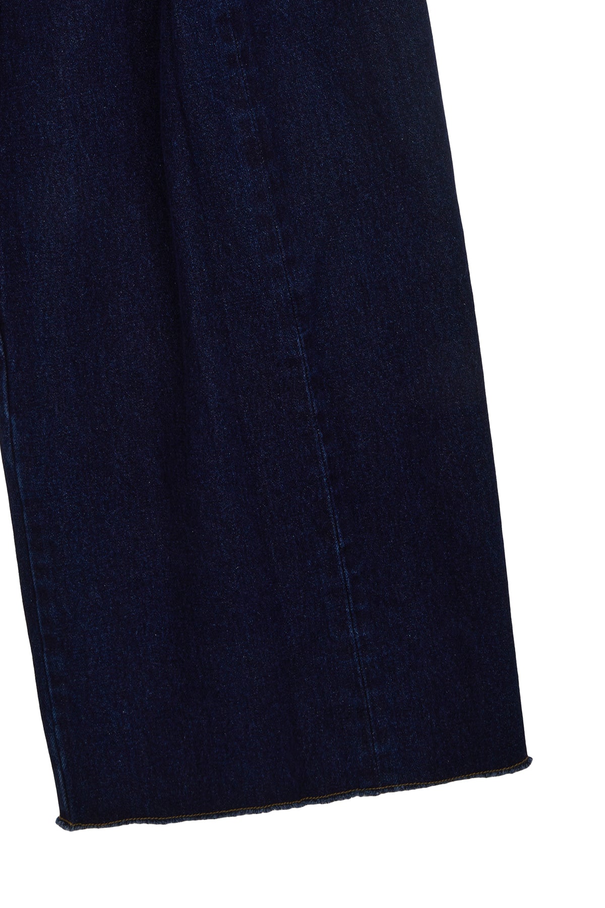 [matinkim] TUCK POINT WIDE DENIM PANTS IN NAVY