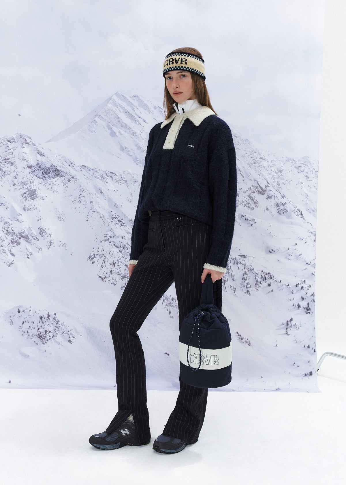 Grove Viento Bucket Bag