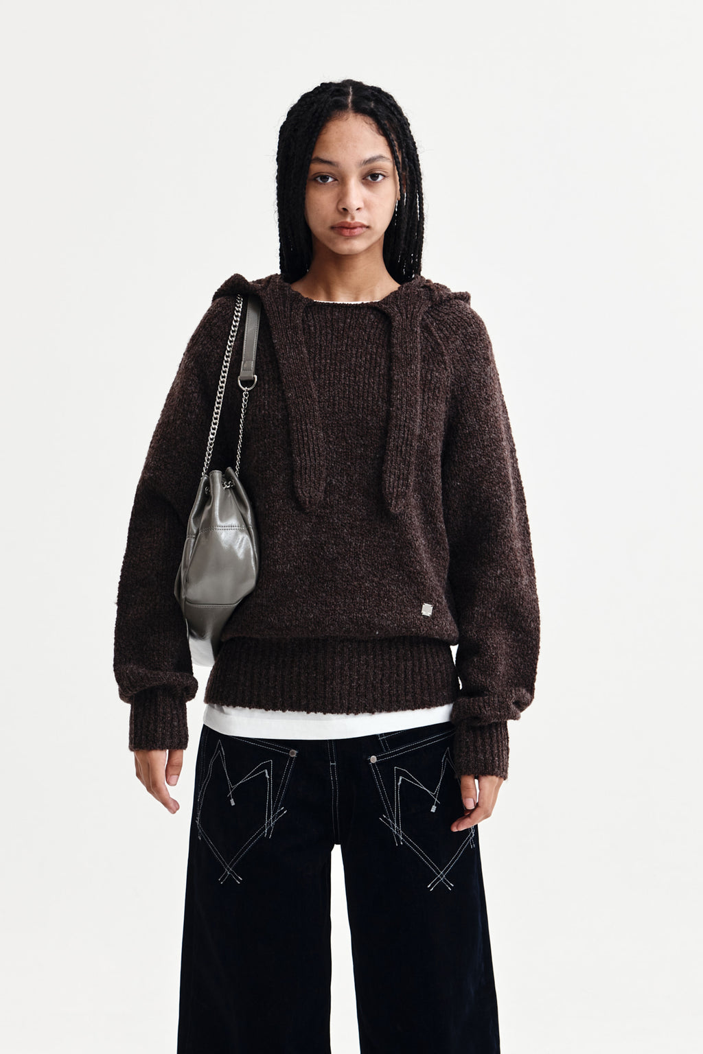 [matinkim] MUFFLER POINT HOODY PULLOVER IN BROWN