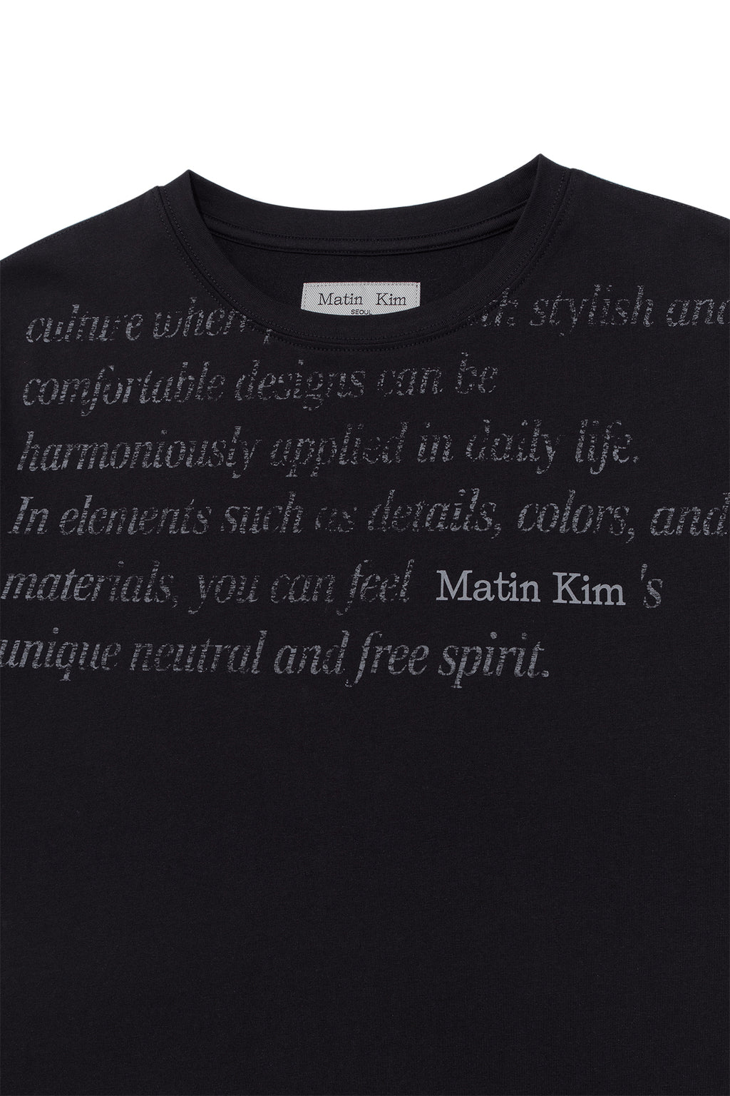 Matinkim Logo Point Lettering Graphic Top IN Black