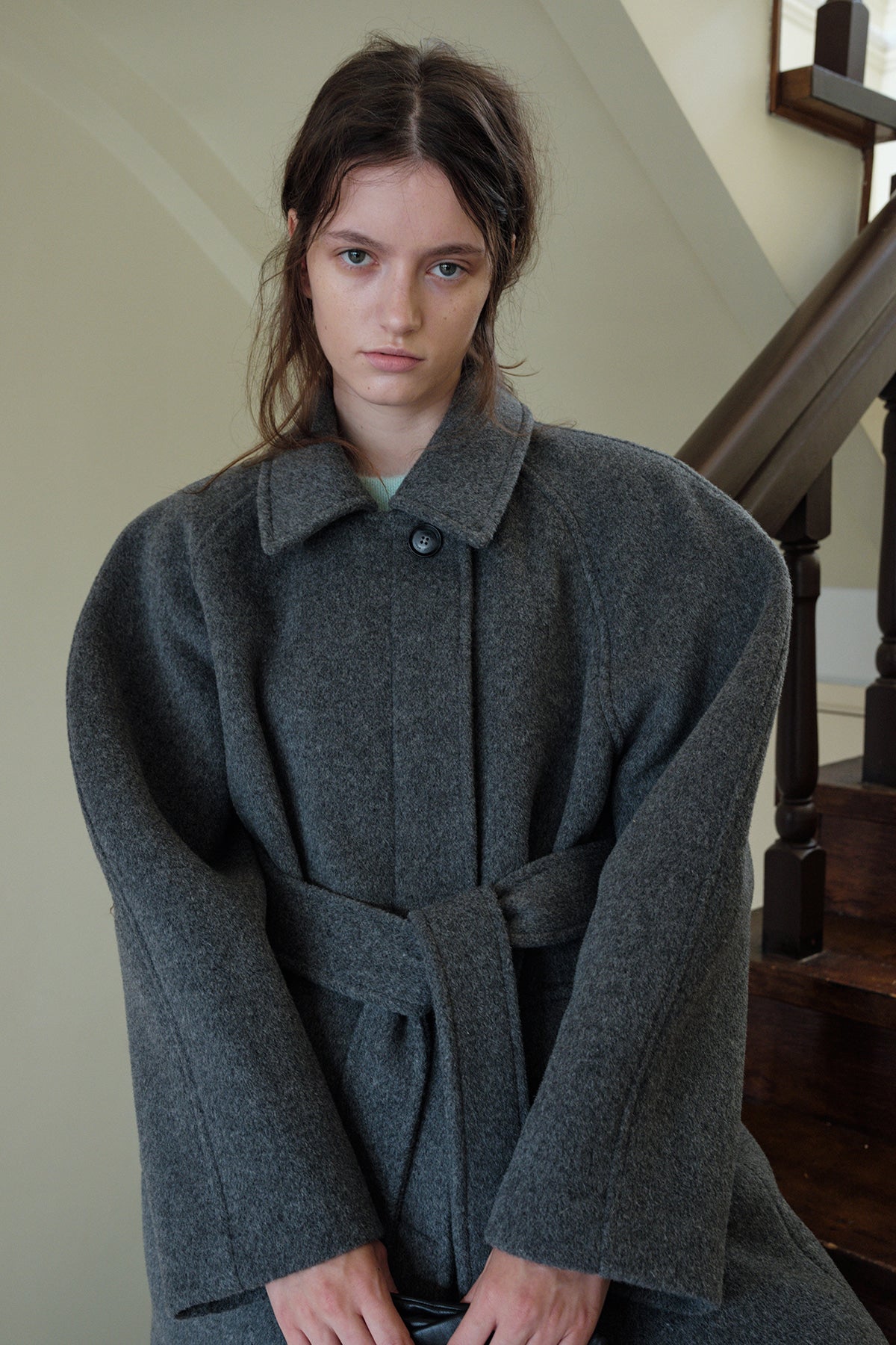 Overdueflair Volume Sleeve Wool Half Coat Grey