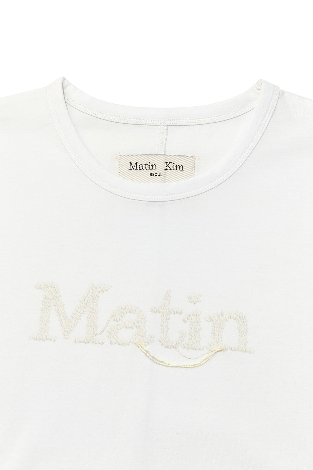[matinkim] STITCH PRINTING DETAIL CROP TOP IN WHITE