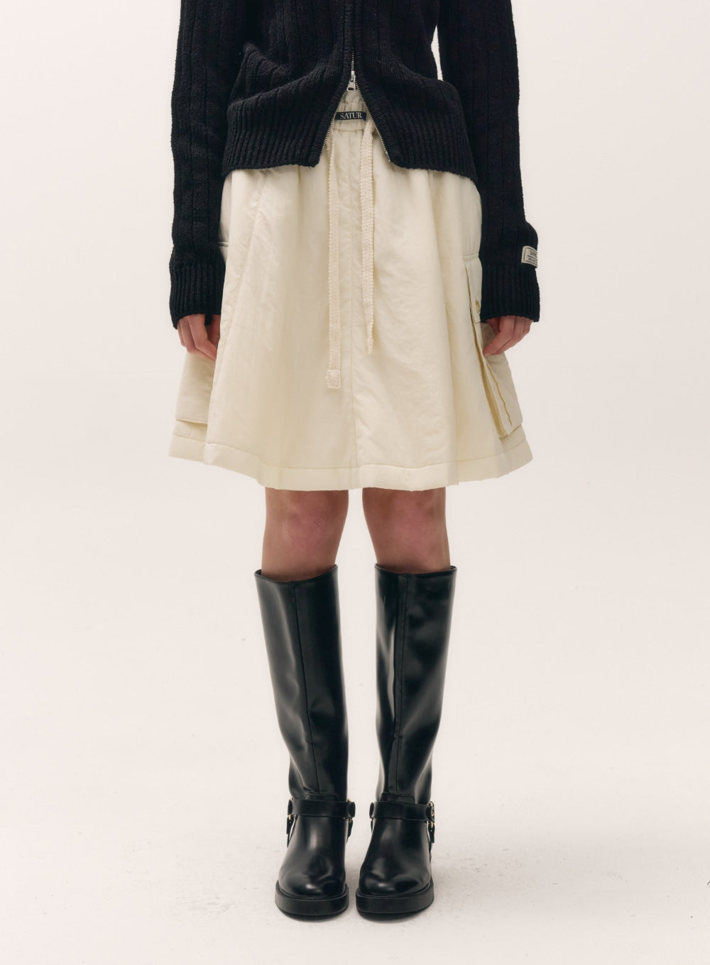 [satur] (W) Padded Balloon Cargo Skirt - Cream