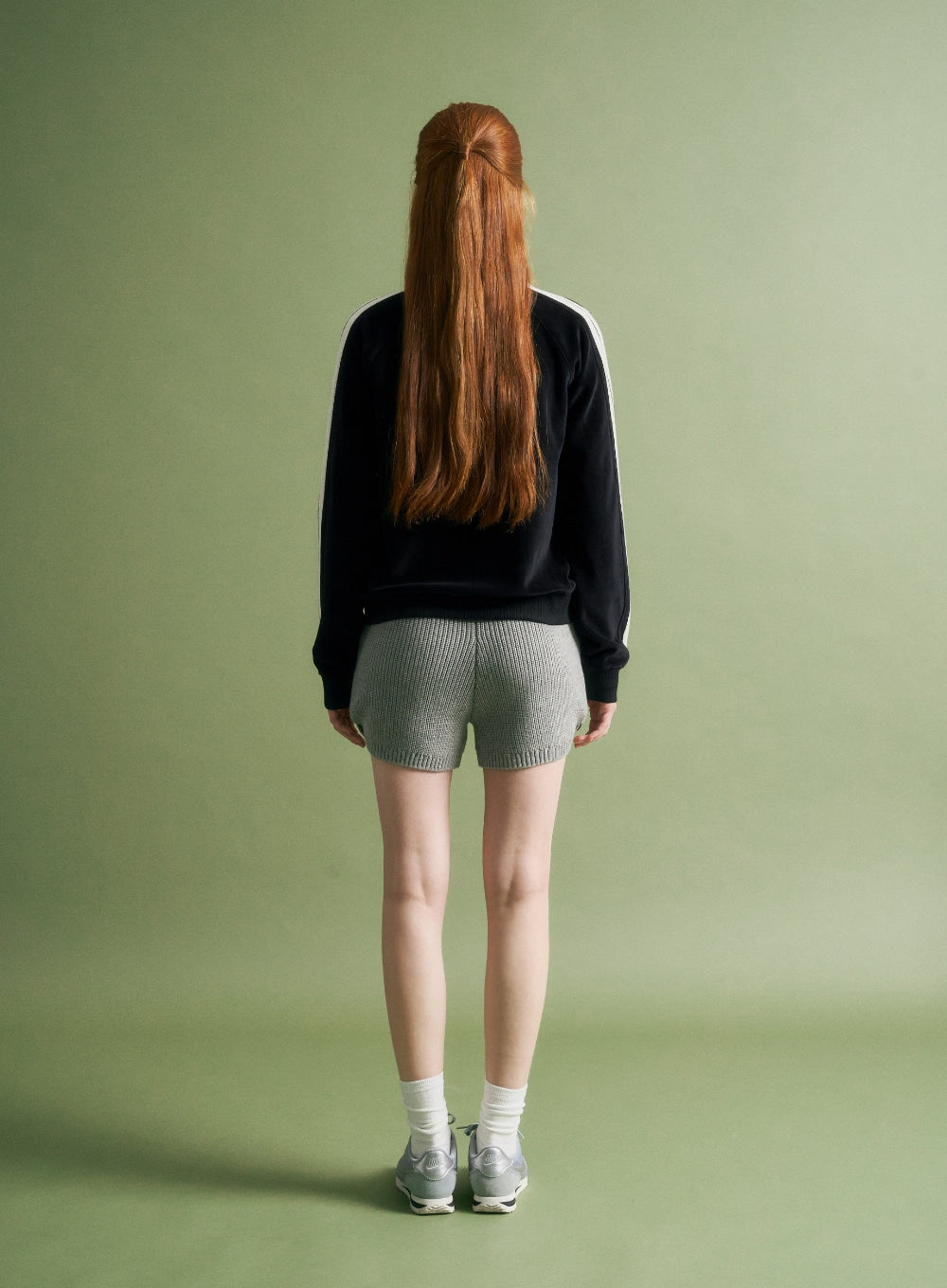 [satur] (W) Lawton Velour Track Zip-up Jacket - Black