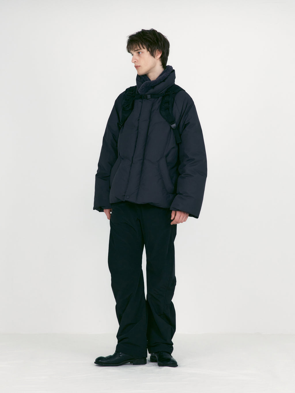 [low_classic] Removable Fur Collar Down Jacket
Charcoal