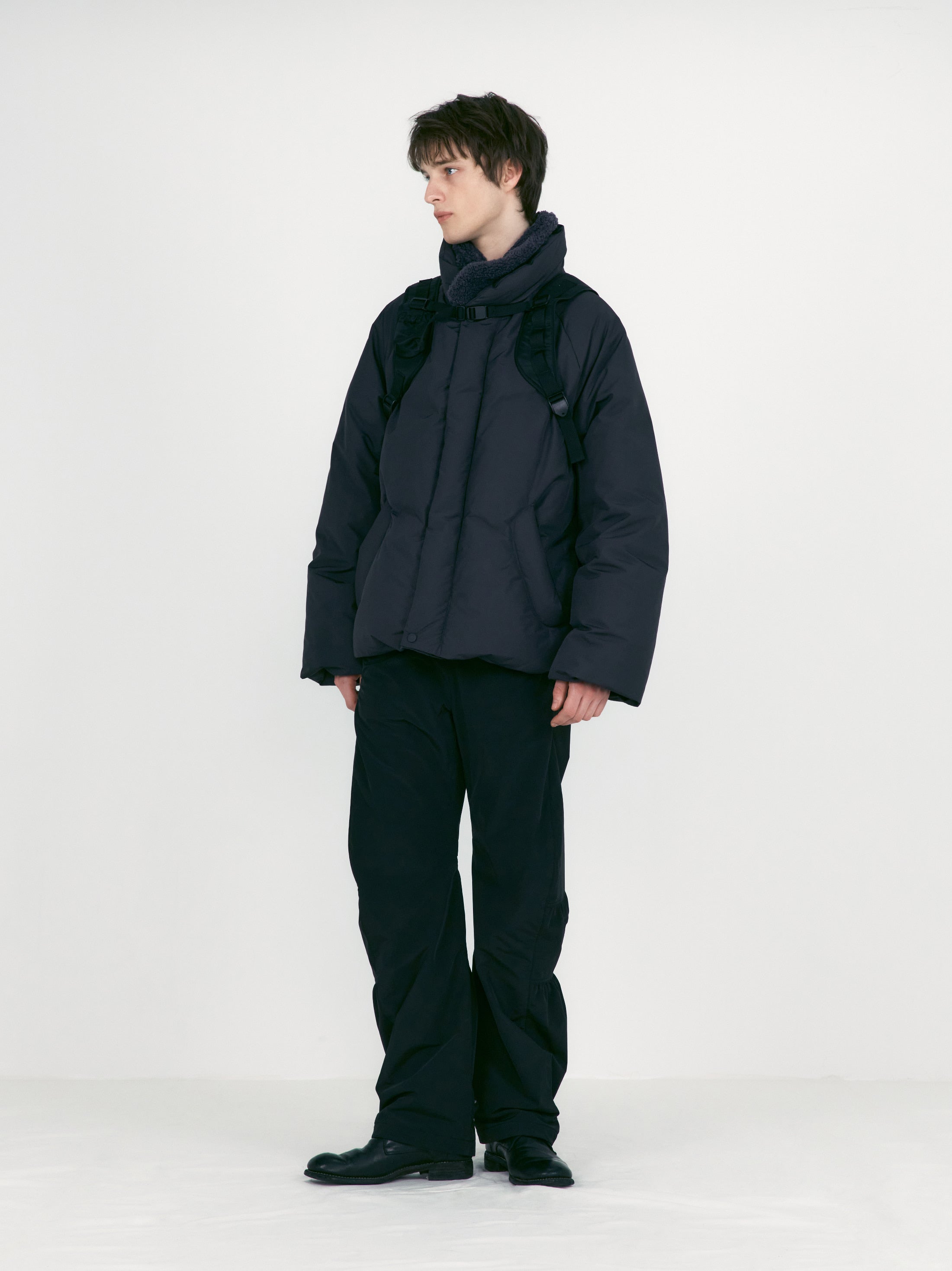 [low_classic] Removable Fur Collar Down Jacket
Charcoal