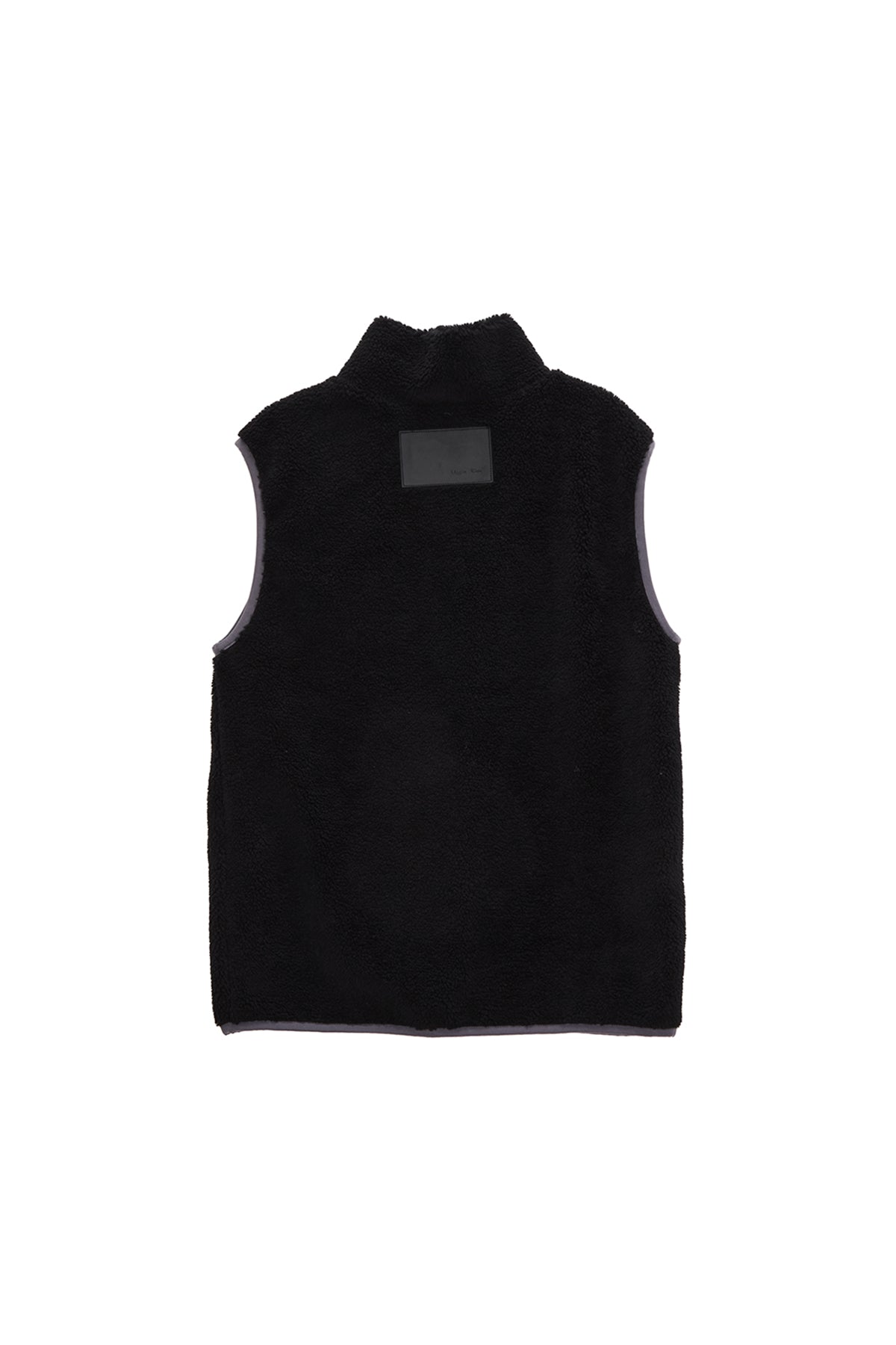 Matinkim Round Pocket Fleece Vest In Black