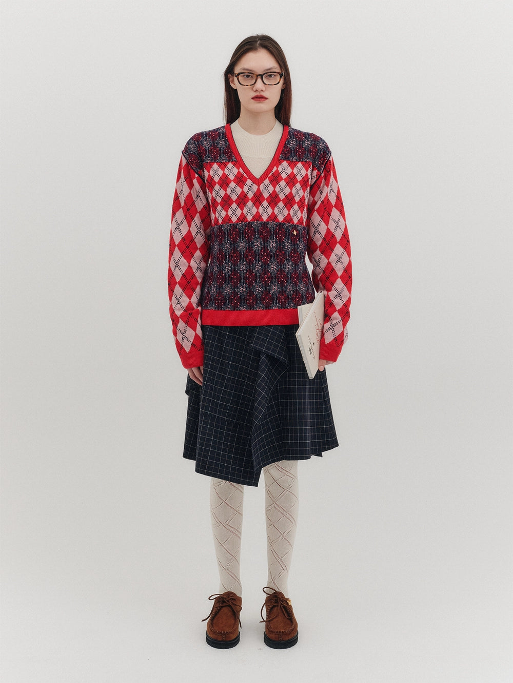 EENK V-Neck Argyle Knitwear Top - Red