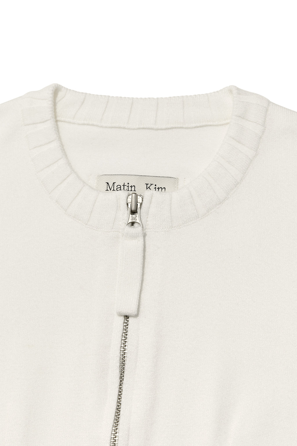 [matinkim] ROUND NECK ZIP UP CROP CARDIGAN IN IVORY