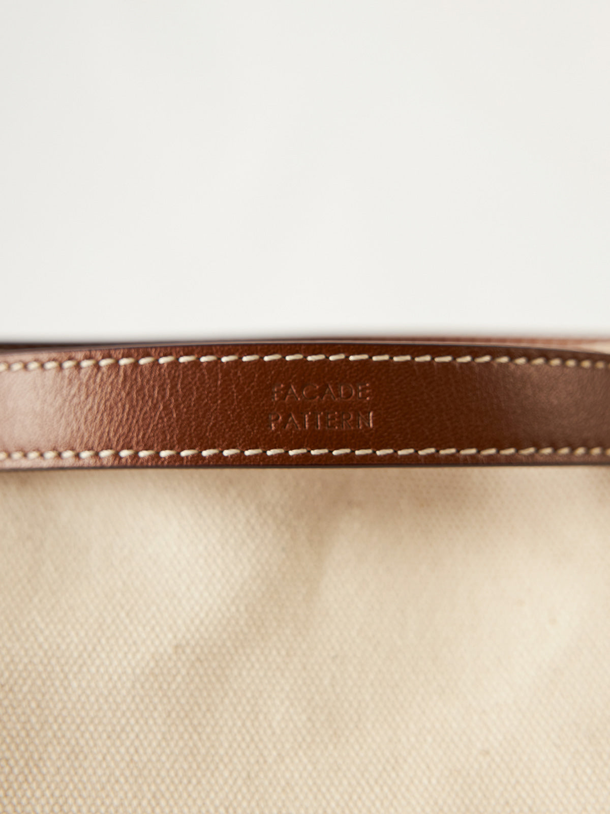 Facade Pattern Celery Bag ecru