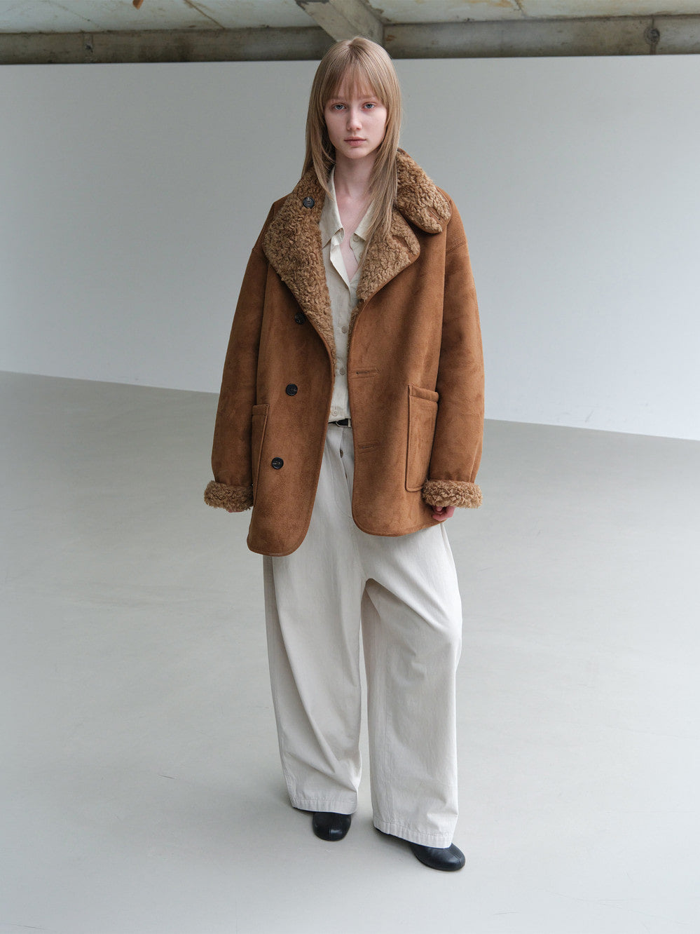 Low Classic High-Neck Reversible Shearling Jacket Brown