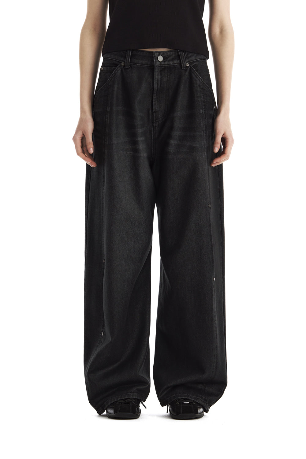 Treemingbird Rivet Slit Coated Denim Pants Black