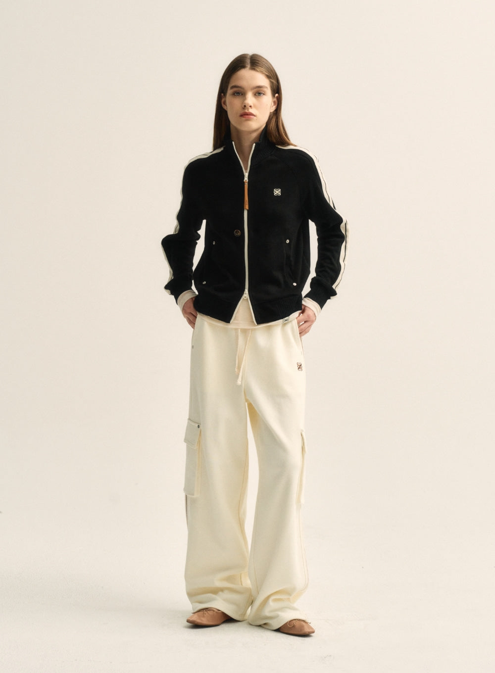 [satur] (W) Lawton Cargo Track Pants - Resort Cream