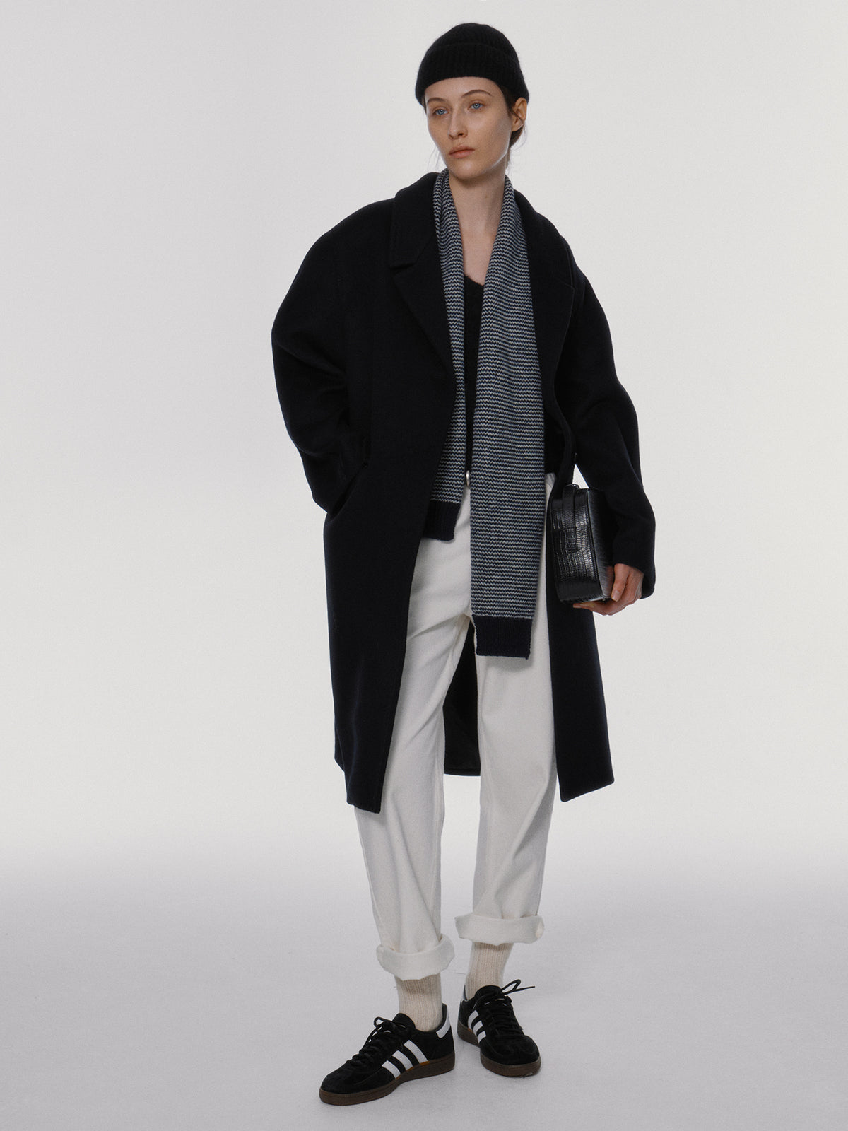 Nothing Written Caron stripe knit muffler (Dark navy)