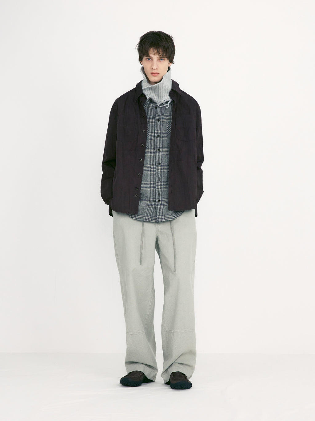 [low_classic] Classic Shirt
Dark Brown