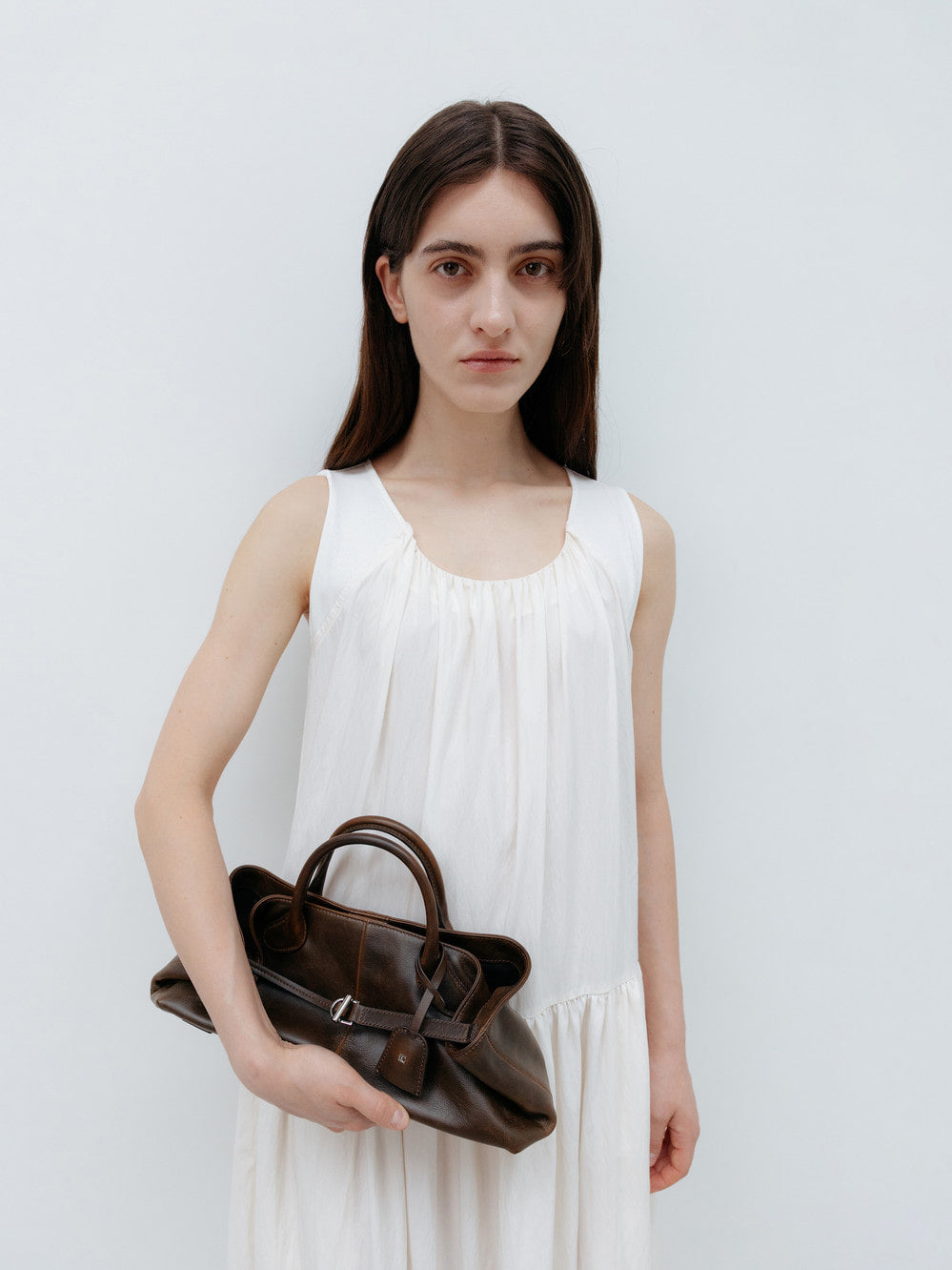 Low Classic Haricot Baby Tote Bag Brown