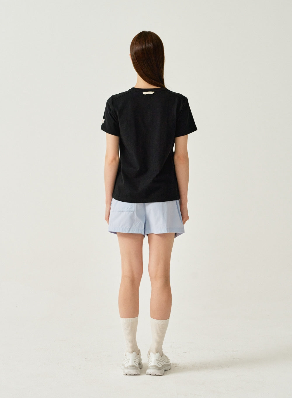 [satur] (W) Classic Small Logo T-Shirt - Classic Black