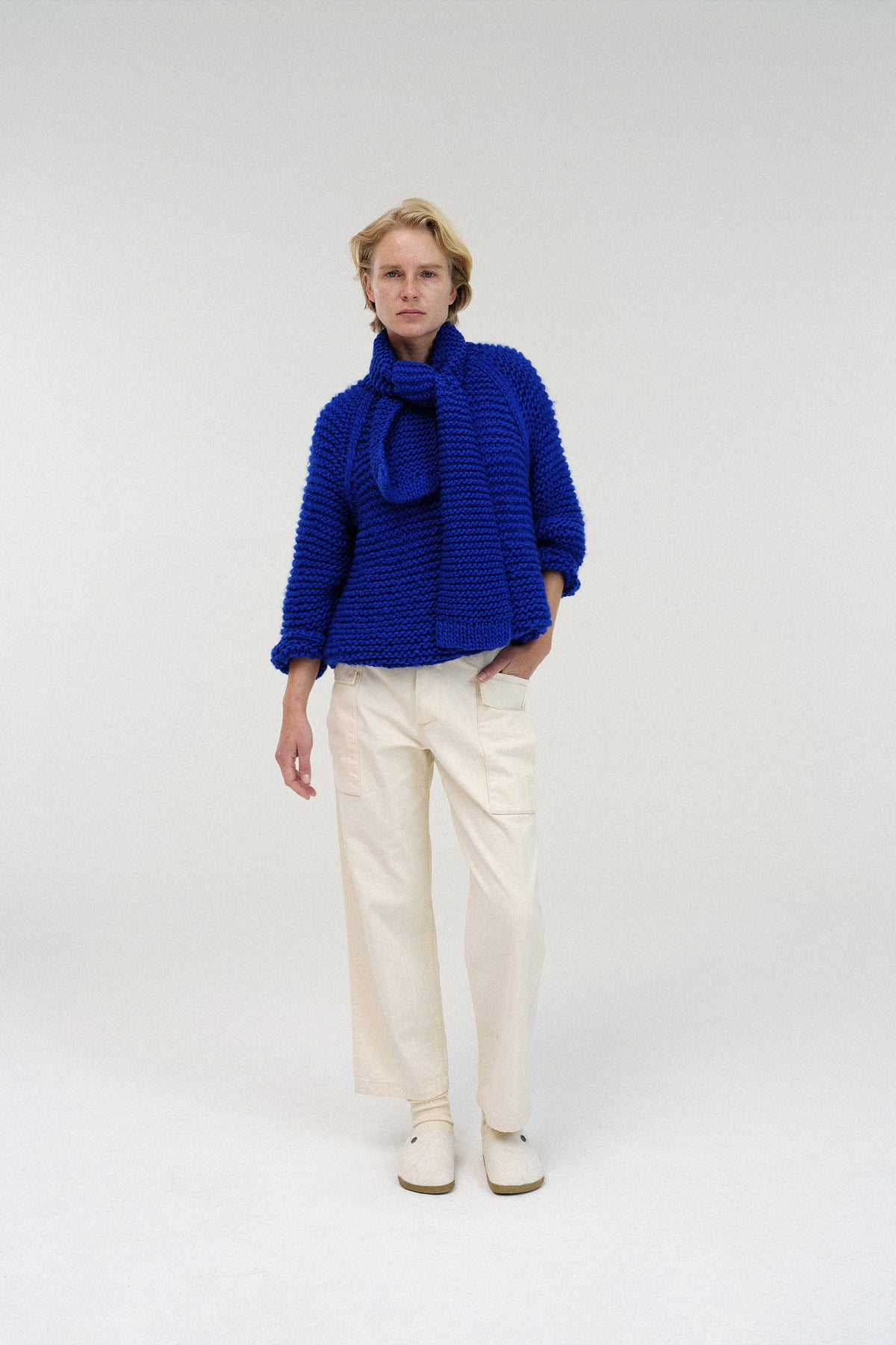 Nothing Written Brre handmade round sweater (Blue)