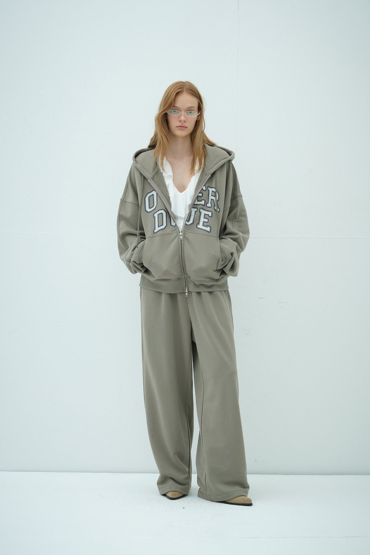 Overdueflair Two-Way Wide Sweat Pants Khaki