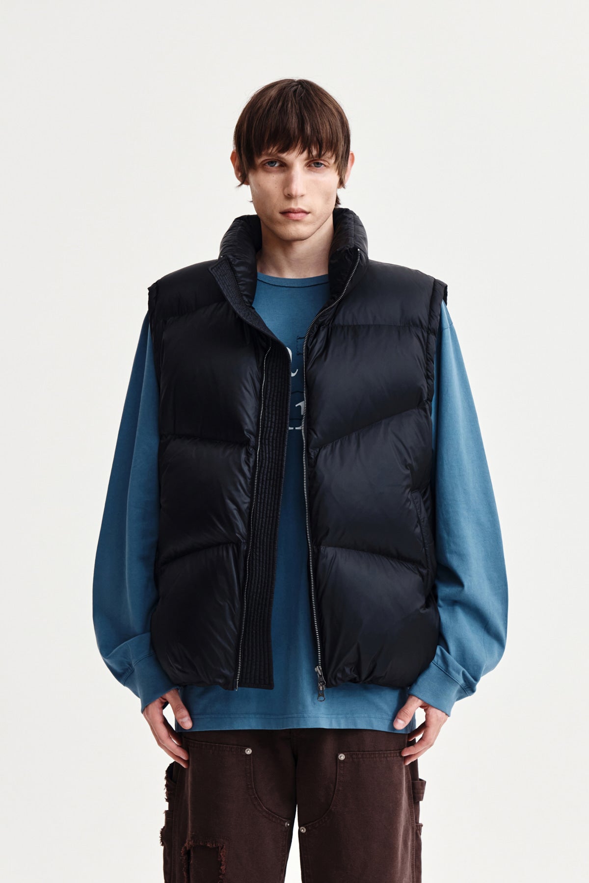 [matinkim] UNBALANCE QUILTED DOWN VEST FOR MEN IN BLACK