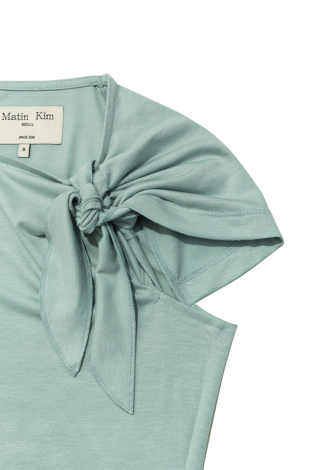 [matinkim] UNBALANCE TIED SHIRRING TOP IN MINT