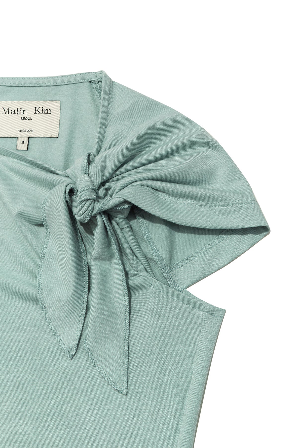 [matinkim] UNBALANCE TIED SHIRRING TOP IN MINT
