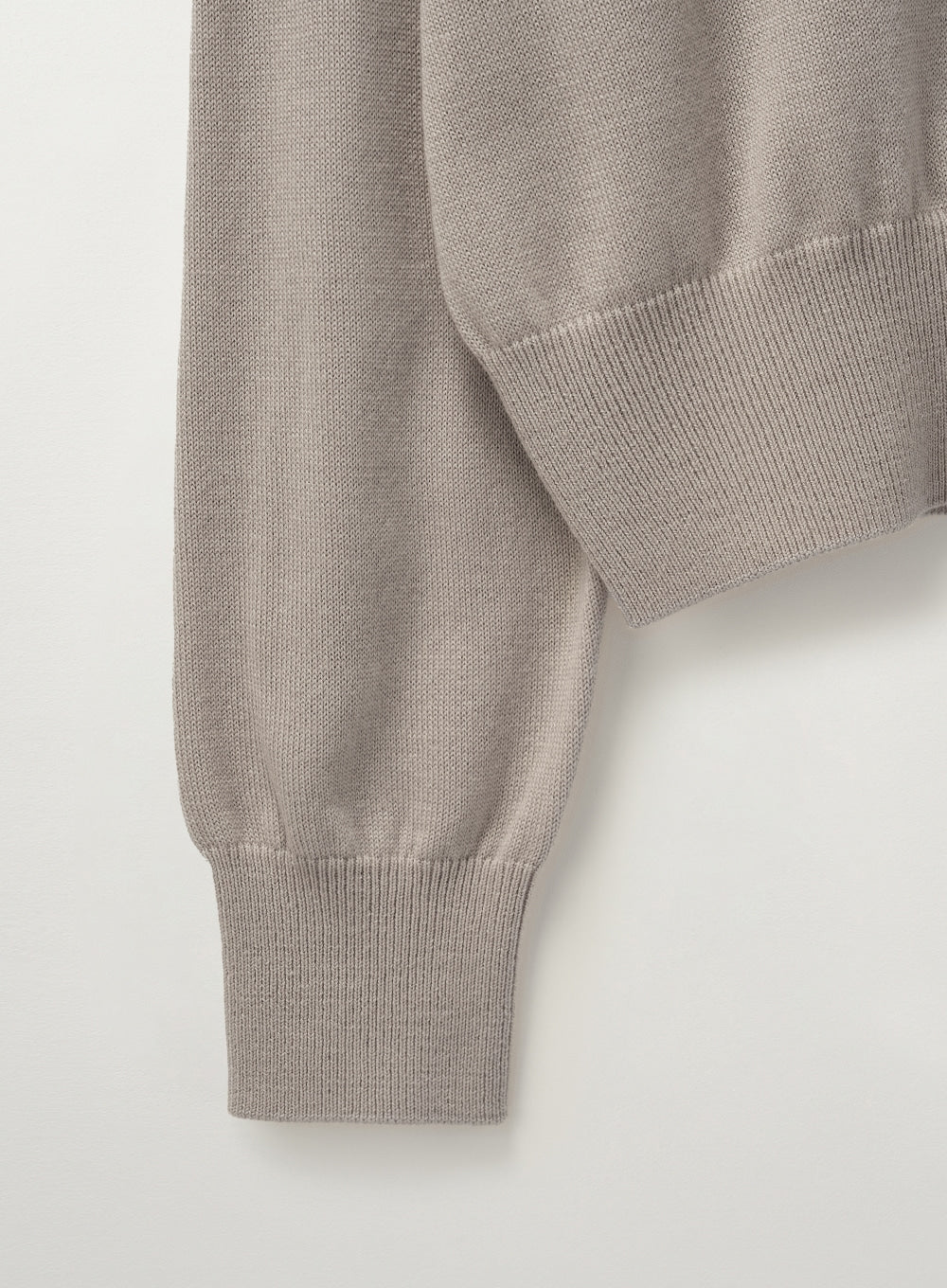 [satur] (W) V-Neck Fine Wool Knit - Beige