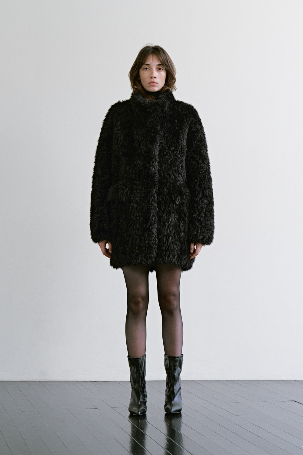 Treemingbird Essential Fur Half Coat Black