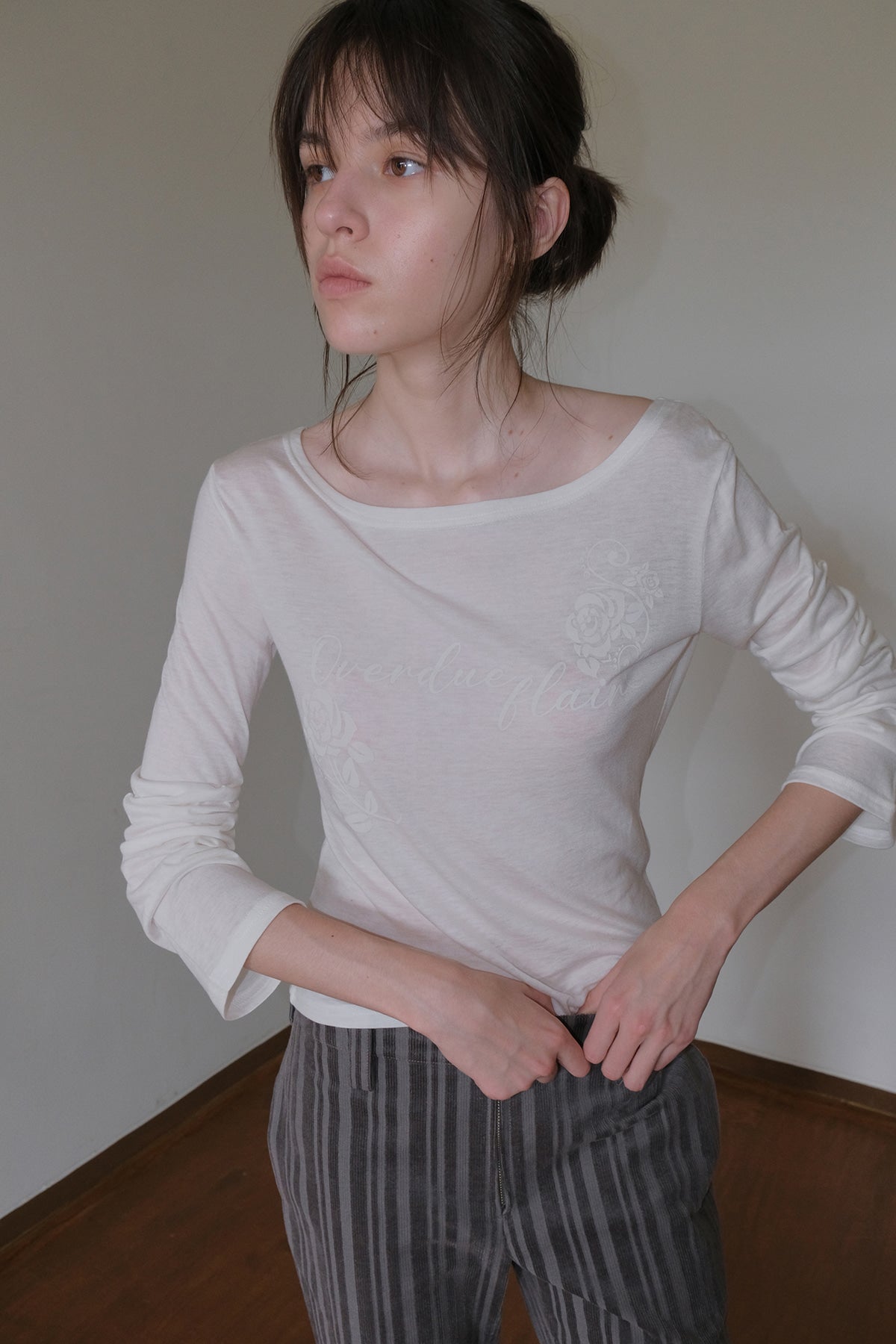 Overdueflair Boat-Neck Slim Fit T-Shirt Ivory