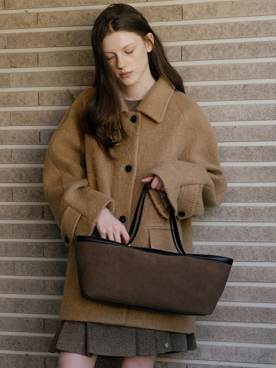 Tillidie Wide leather tote bag Dark brown