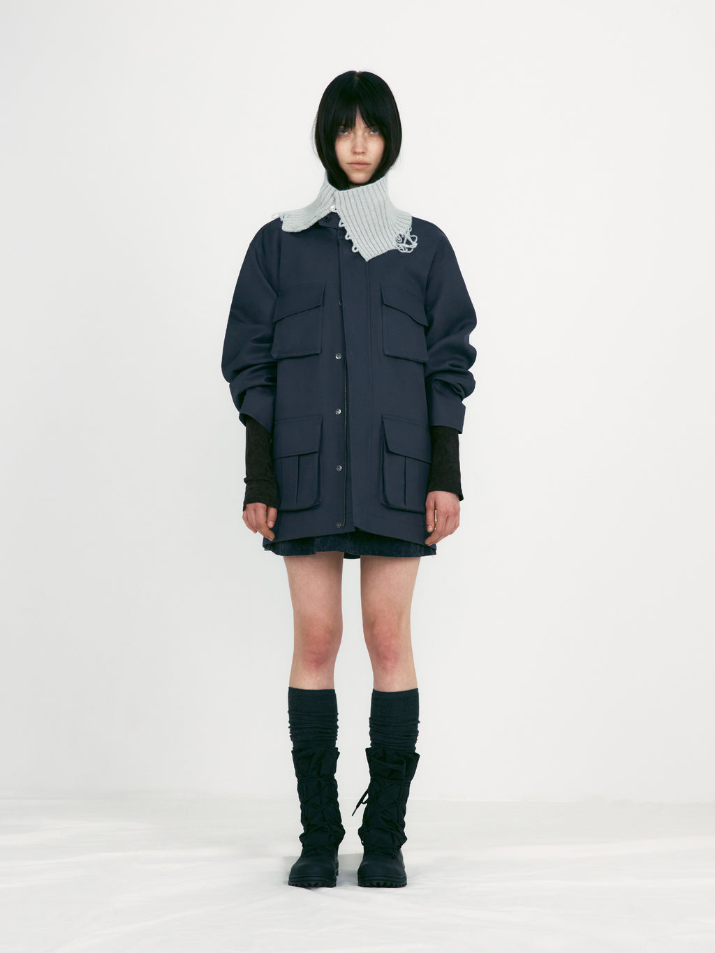 [low_classic] Cotton Safari Jacket
Greyish Blue