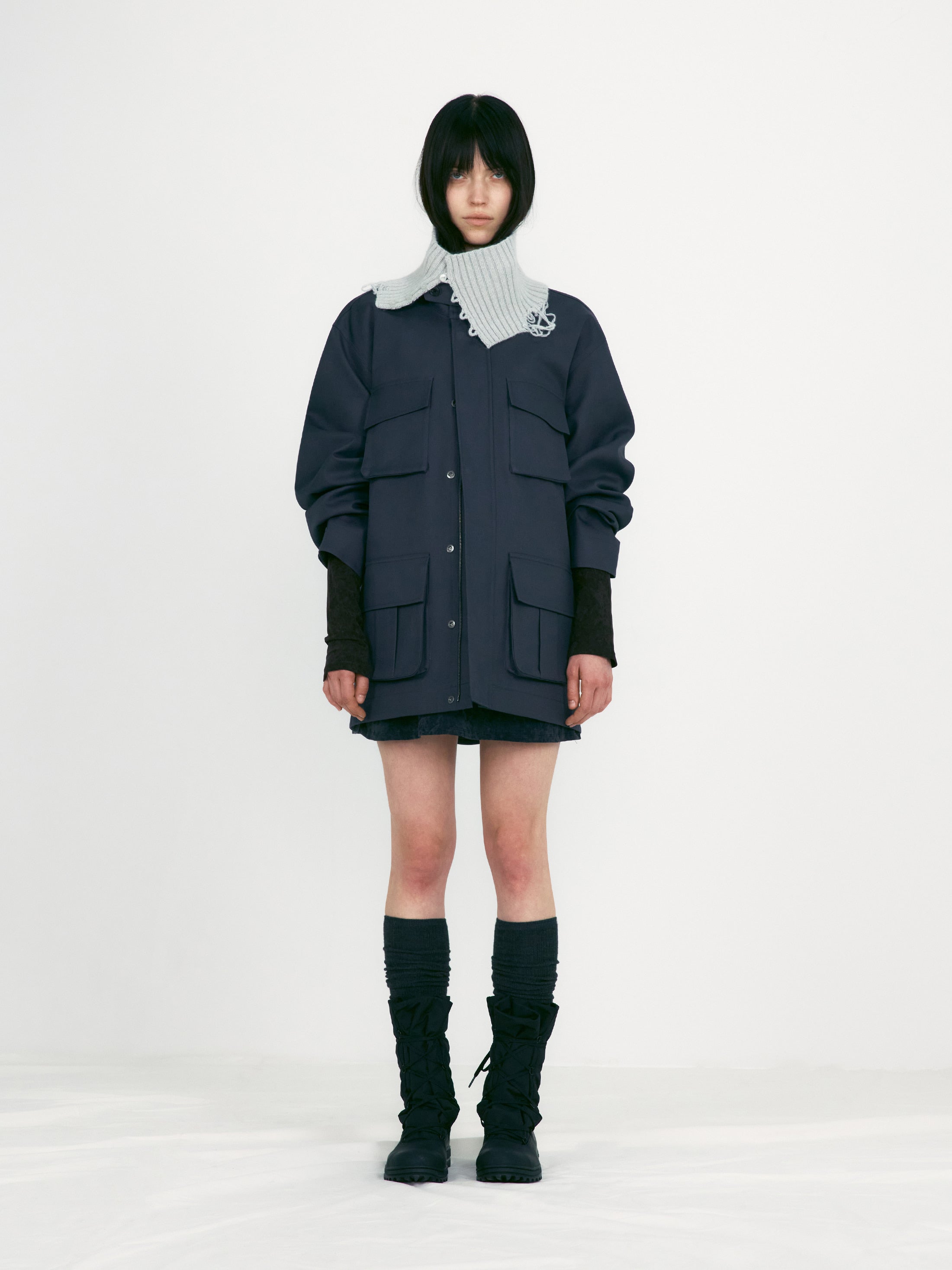 [low_classic] Cotton Safari Jacket
Greyish Blue