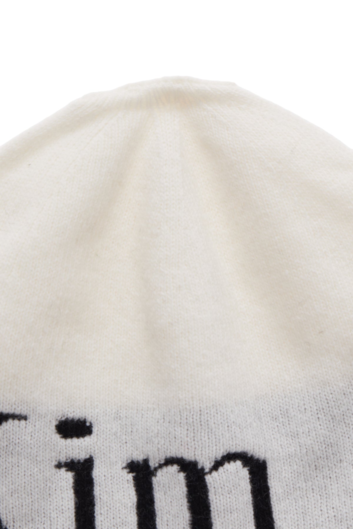 [matinkim] LOGO JACQUARD SHORT BEANIE IN WHITE