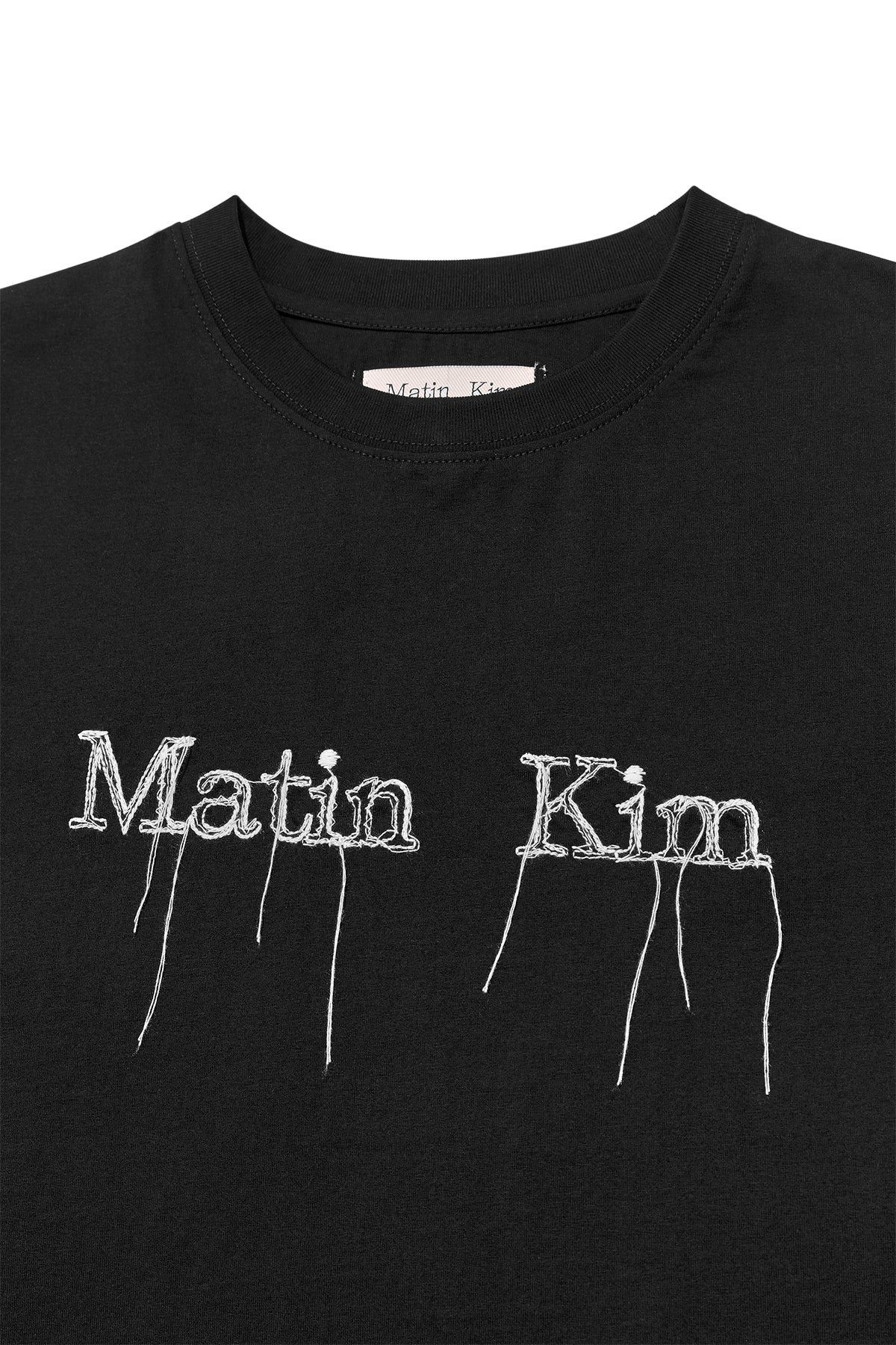 [matinkim] LOGO THREAD POINT CROP TOP IN BLACK