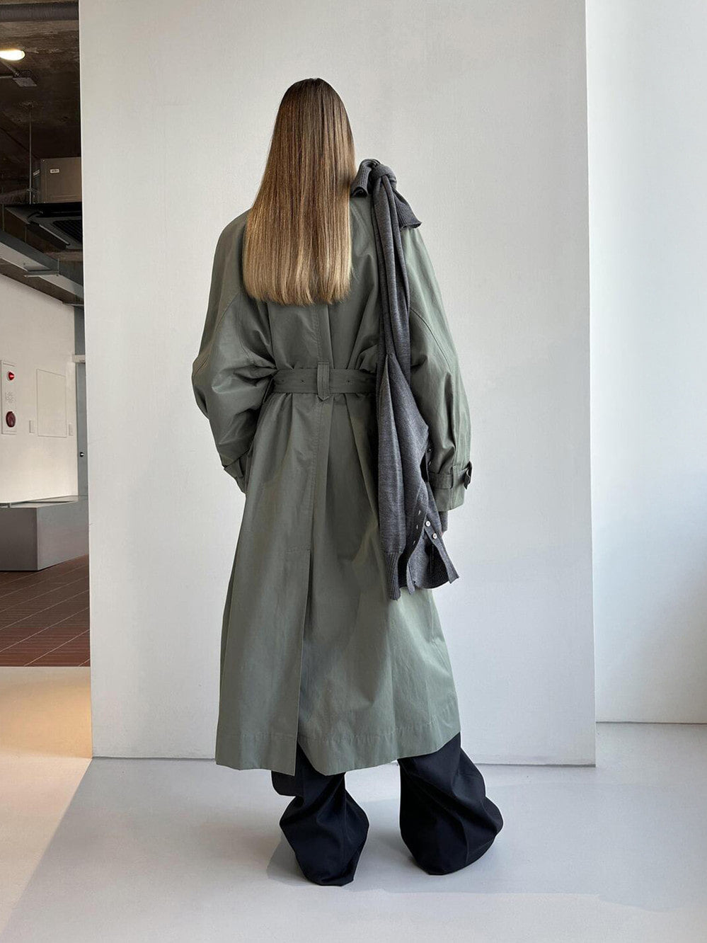 Low Classic New Armhole Stitch Trench Coat Blue Green