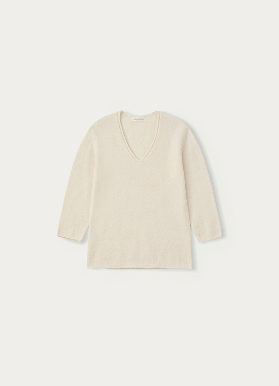 Nothing Written Kate v-neck pullover (Pure Ivory)
